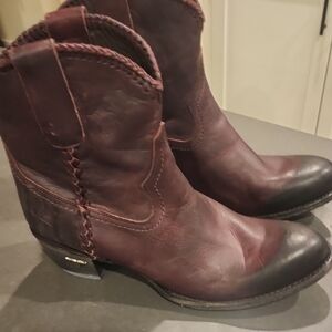 Women's Leather Ankle Boots